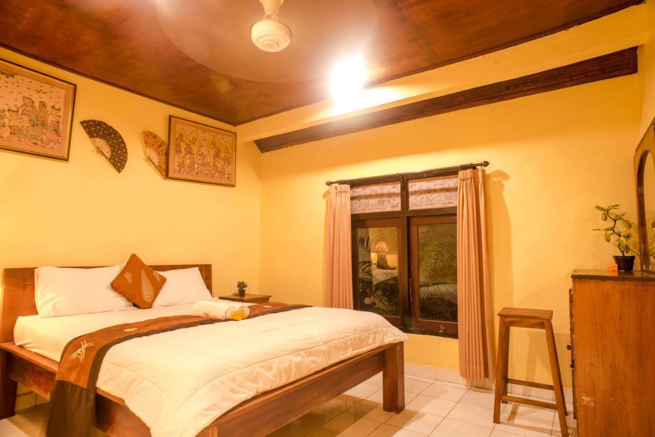 Kamar Suci House Hotel Ubud  Exterior photo