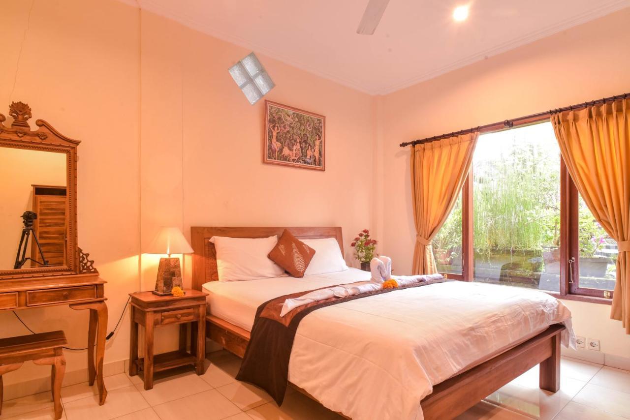 Kamar Suci House Hotel Ubud  Exterior photo