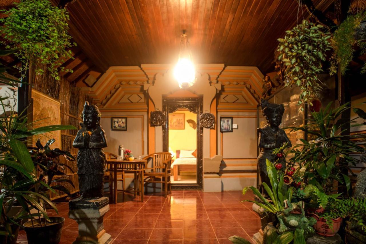 Kamar Suci House Hotel Ubud  Exterior photo